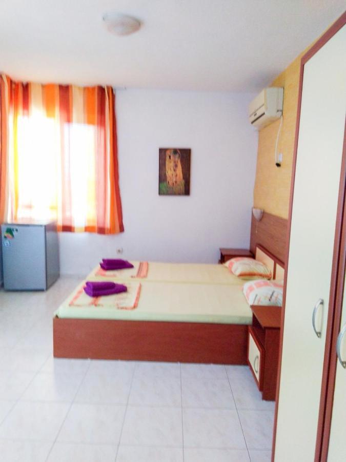 Kъща За Гости Липите Hotel Szinemorec Kültér fotó